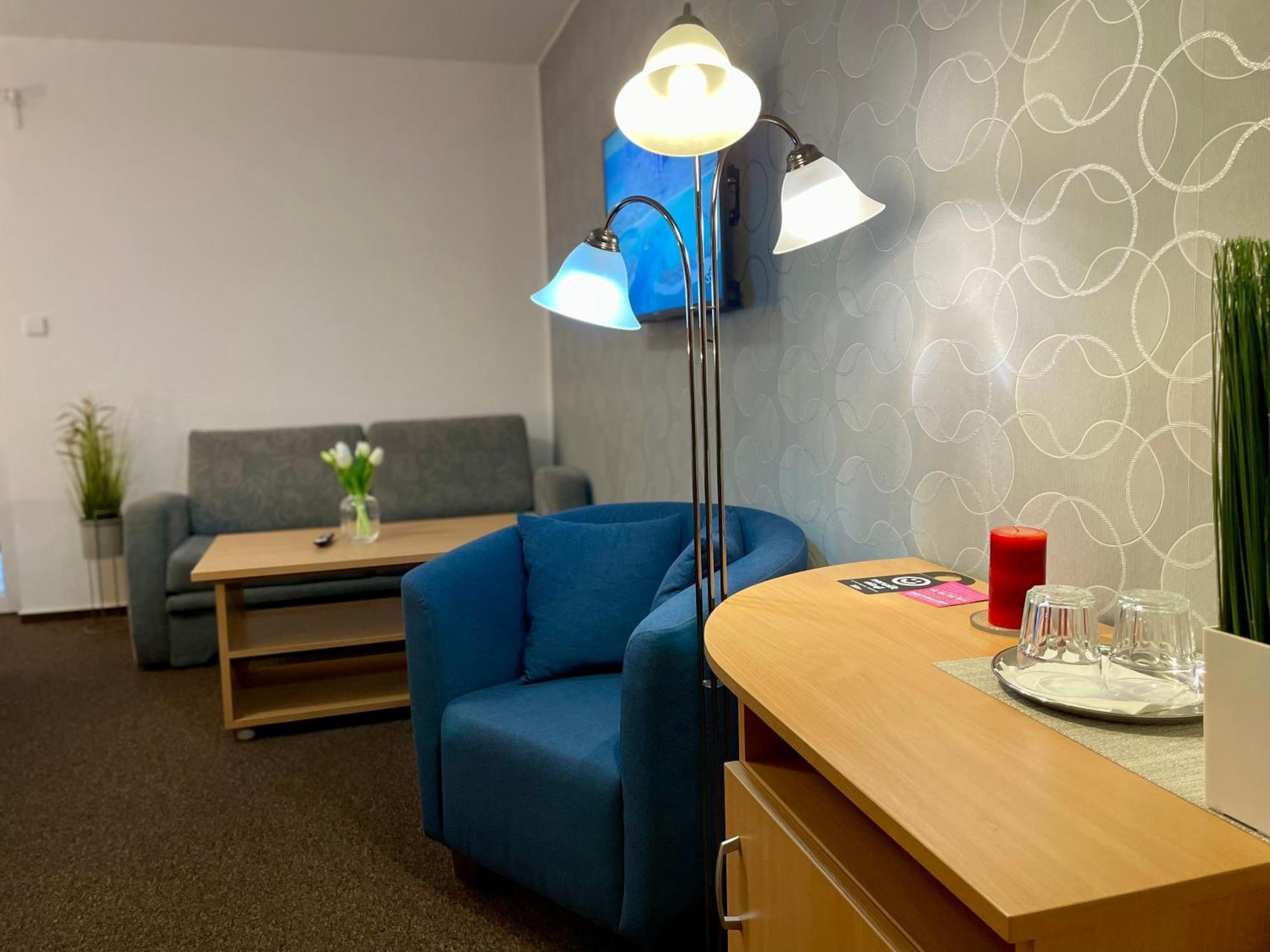 Uničov Hotel Aldo מראה חיצוני תמונה